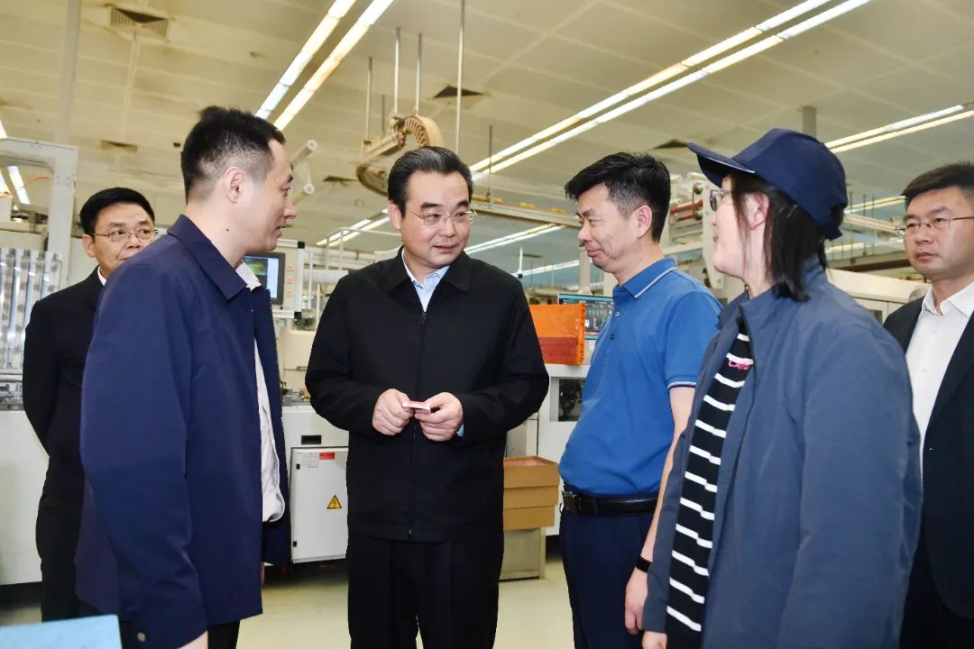 市領(lǐng)導調(diào)研重點企業(yè)和重大項目建設工作
