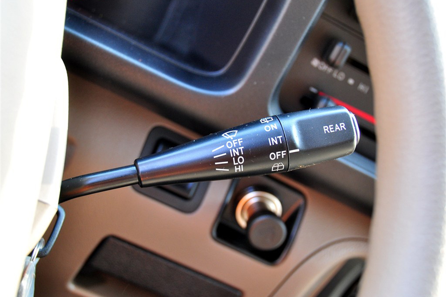 豐田考斯特13座
工作辦公家具,四川豐田考斯特價(jià)格