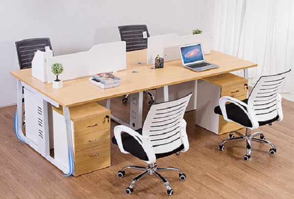 條形屏風(fēng)工作位