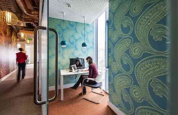 辦公家具配套設(shè)計(jì)